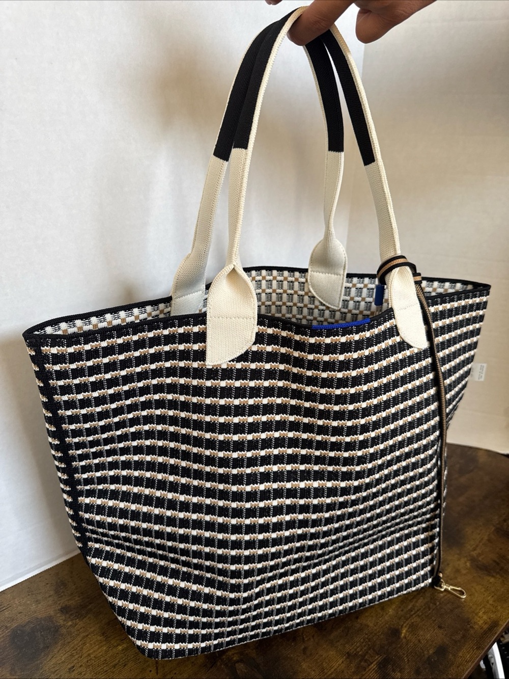 Rothy's The Lightweight Reversible Tote Checkered Black Cream Tan RARE New Tags - Picture 5 of 12